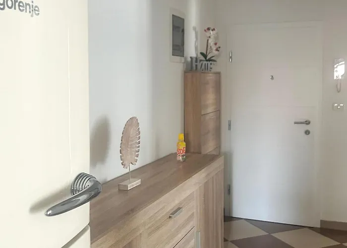 Appartement Gorgeous In Pula